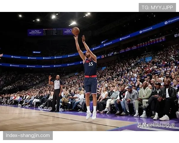 克利福德15分4抢断防守积极 国王后卫在防守端贡献突出